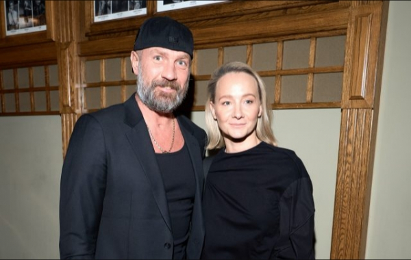 Звёздные гости премии МХТ: Роман Костомаров, Оксана Домнина, Константин Хабенский и Анна Михалкова